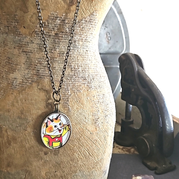 Huckle cat 1970s children's book page necklace ooak Richard Scarry handmade - Picture 3 of 8